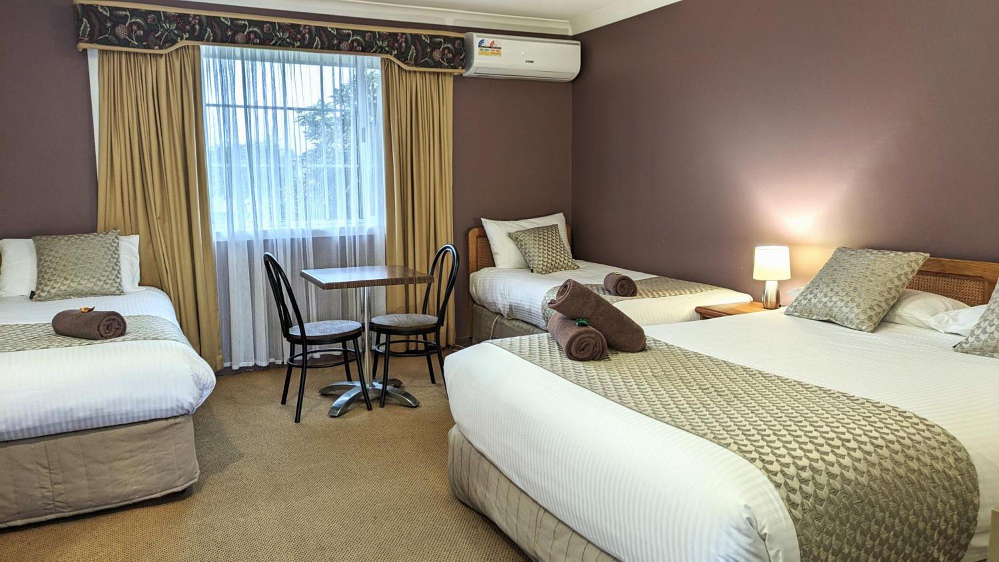 Highlands Motor Inn Oberon Exterior foto