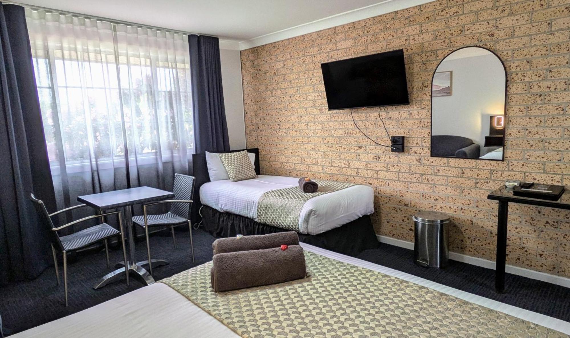 Highlands Motor Inn Oberon Exterior foto